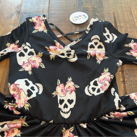 Dot Dot Smile size 5/6 or 8/10 girls skull and roses Ballerina twirl dress new - Picture 3 of 4